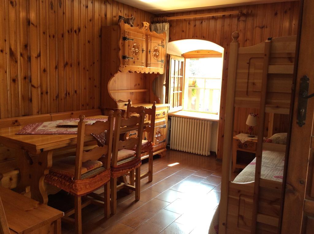 B&B La Vieille Meison De Pappa 사레 객실 사진